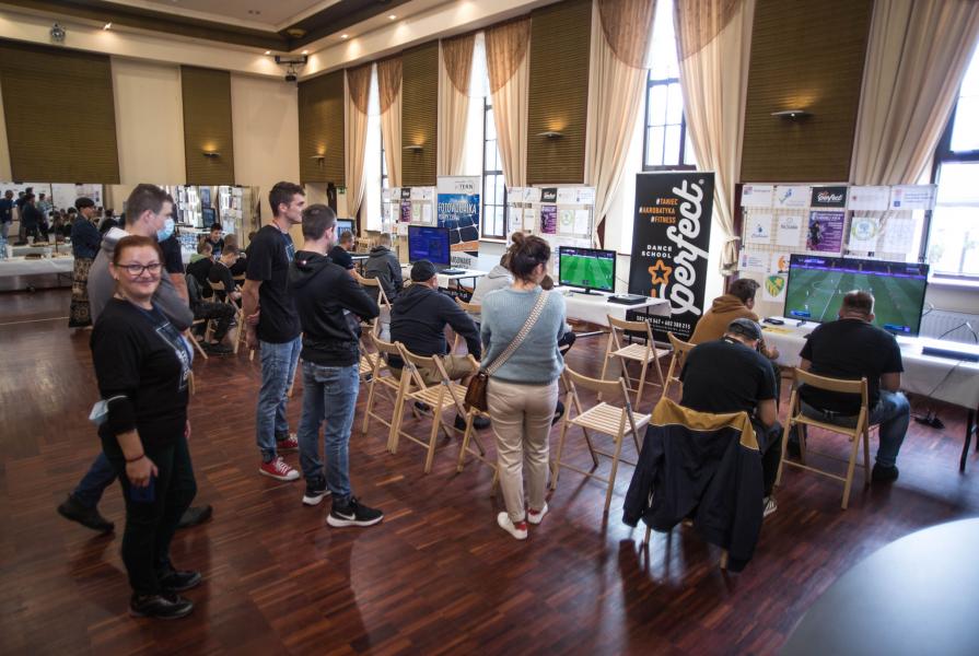 Charytatywny Turniej FIFA [ZDJĘCIA]