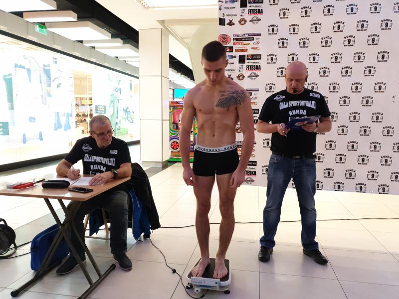 Gala sportów walki Runda 9 - oficjalne ważenie zawodników. Fotorelacja! 
