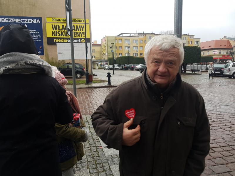 Wielka Orkiestra Świątecznej Pomocy od rana gra w Białogardzie. Wielki finał dziś 17:00 hala przy LO Zapraszamy!  