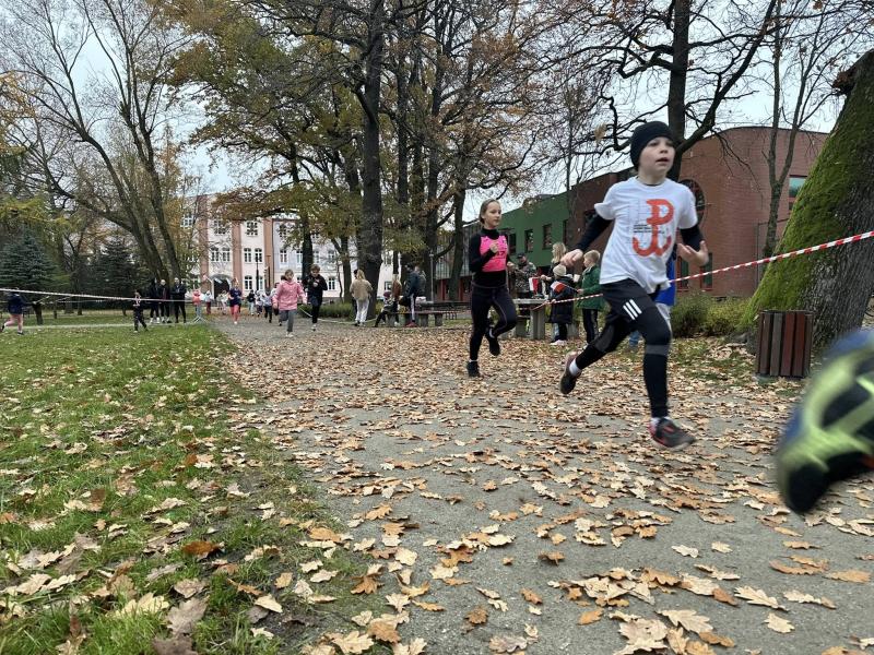 Niepodległość na sportowo – Białogard biegł w biało-czerwonych barwach