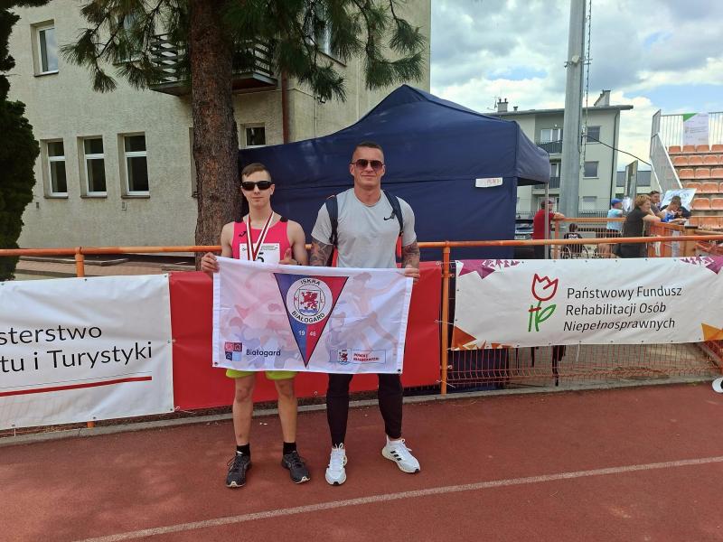 Oliwier Bońkowski z Iskry Białogard bezkonkurencyjny na mistrzostwach w Tarnowie – trzy złote medale