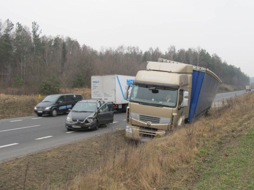 Kolizja na obwodnicy Karlina 