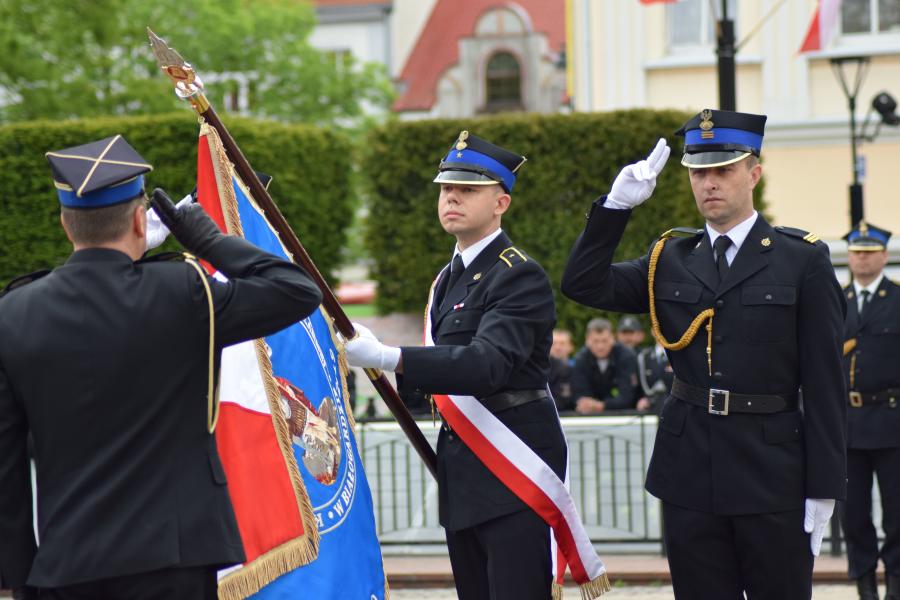 Powiatowe Obchody Dnia Strażaka w Białogardzie. Awanse i odznaczenia.