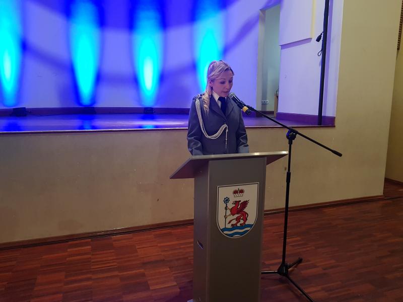 Odprawa Służbowa  i pożegnanie Komendanta Powiatowego Policji w Białogardzie - obszerna fotorelacja.