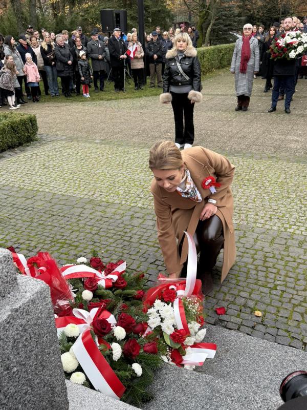 Wspólne świętowanie 107. rocznicy odzyskania niepodległości w Białogardzie