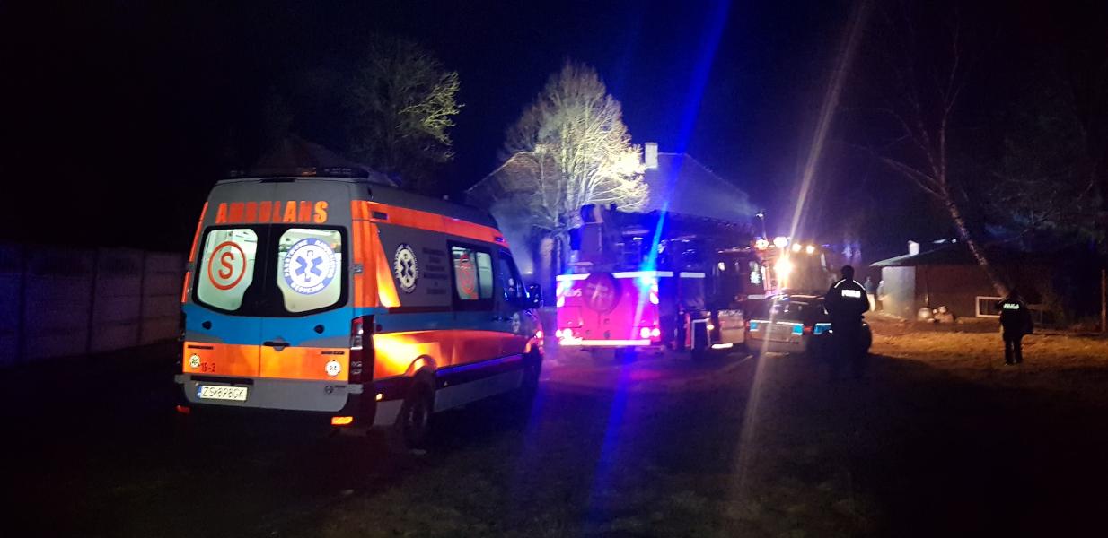 Pożar domu w Kowańczu pod Karlinem - jedna osoba poszkodowana! 
