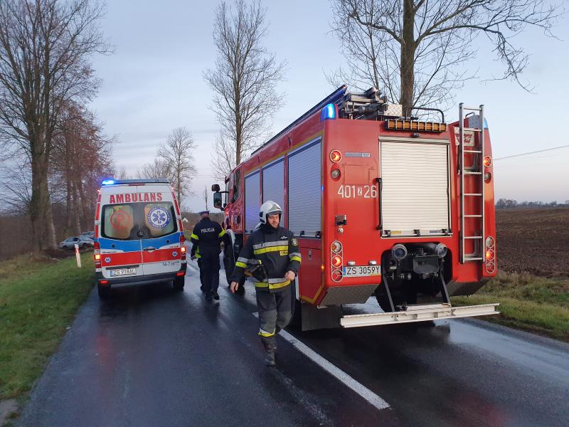 Dwa wypadki w jednym miejscu pod Karlinem - trzy osoby ranne! 