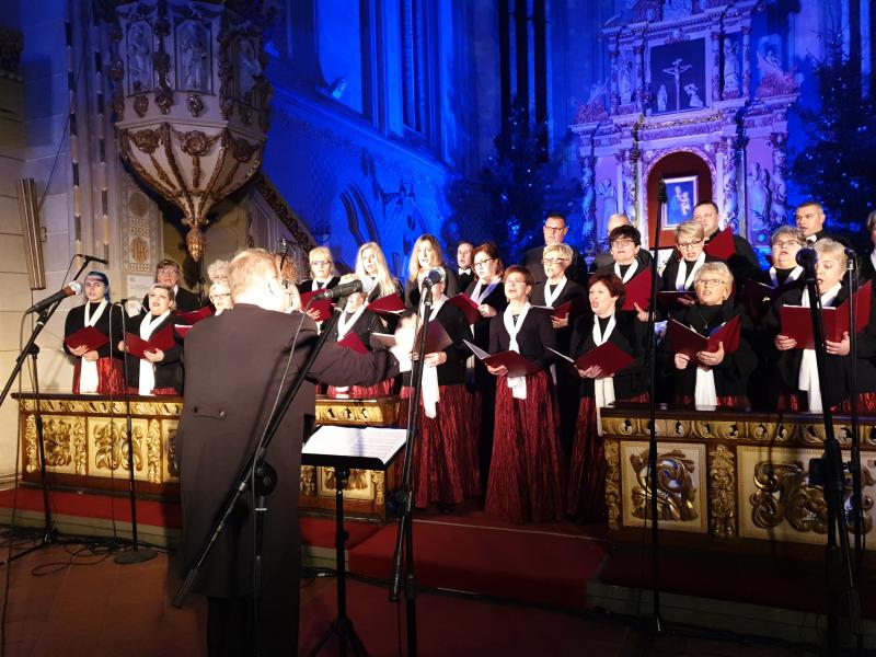 Charytatywny koncert bożonarodzeniowy  w Białogardzie. FOTORELACJA  