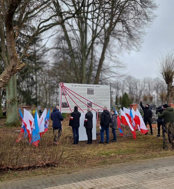 Odsłonięcie pamiątkowej tablicy w Karlinie