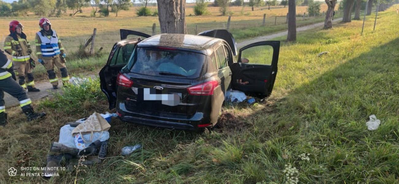 Wypadek w okolicy Białogardu [ZDJĘCIA]