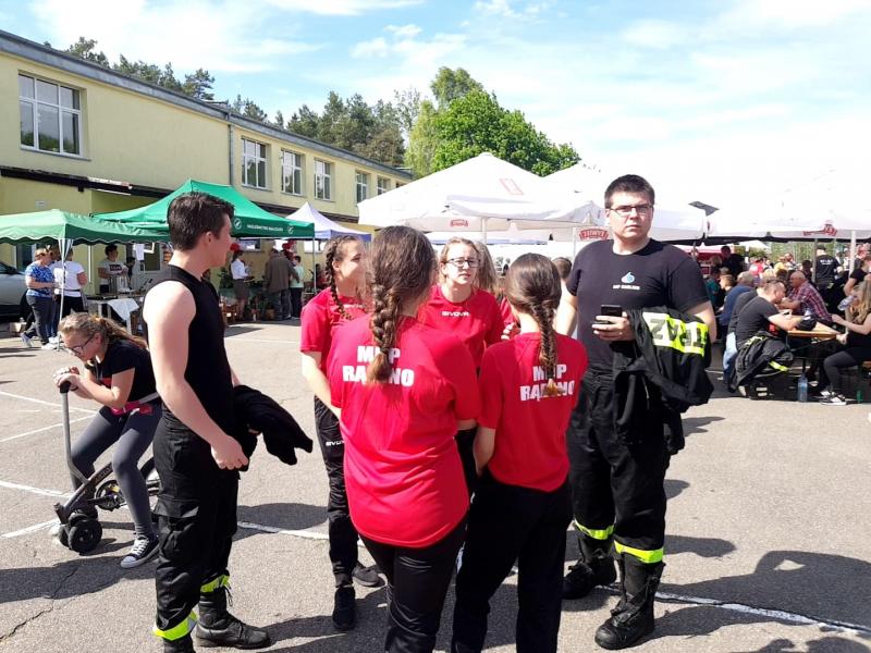 Zawody sportowo  - pożarnicze zakończył strażacki piknik.