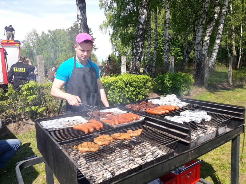 Zawody sportowo  - pożarnicze zakończył strażacki piknik.