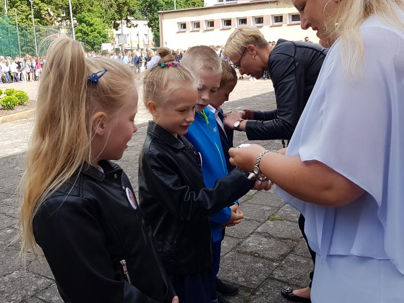 NOWY WÓZEK REHABILITACYJNY DLA BRAJANA  -  Akcja zbierania nakrętek nadal trwa! 