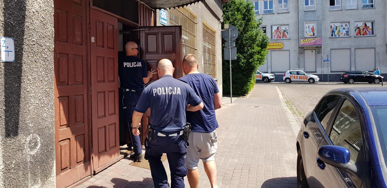 3,6 promila wydmuchał kierowca volkswagena! Obywatelskie zatrzymanie pod Białogardem.