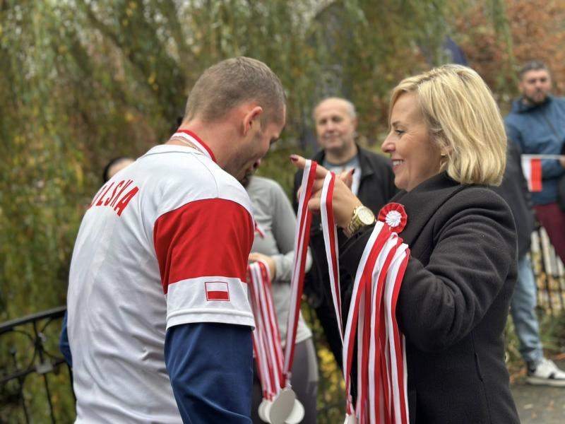 Niepodległość na sportowo – Białogard biegł w biało-czerwonych barwach