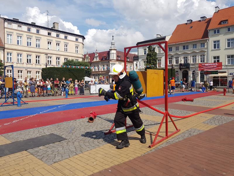 Strażackie zmagania na Placu Wolności w Białogardzie. Wyniki! Mega porcja zdjęć! 