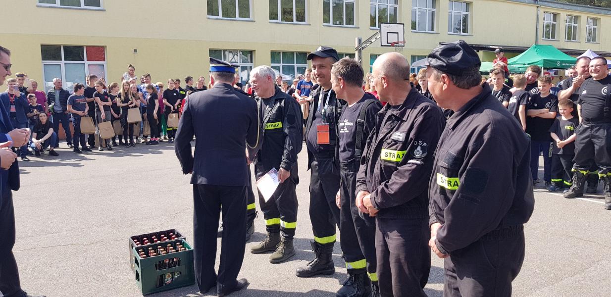 Zawody sportowo  - pożarnicze zakończył strażacki piknik.