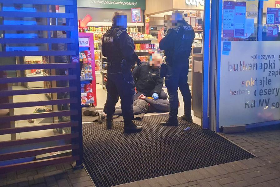 NAPAD NA STACJE PALIW ORLEN W BIAŁOGARDZIE