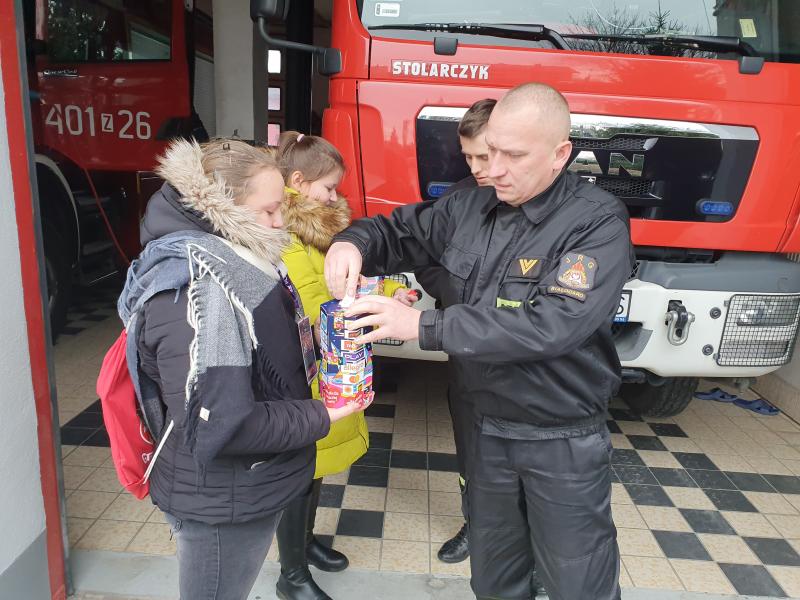 Strażacy z PSP Białogard wspierają 28. Finał Wielkiej Orkiestry Świątecznej Pomocy