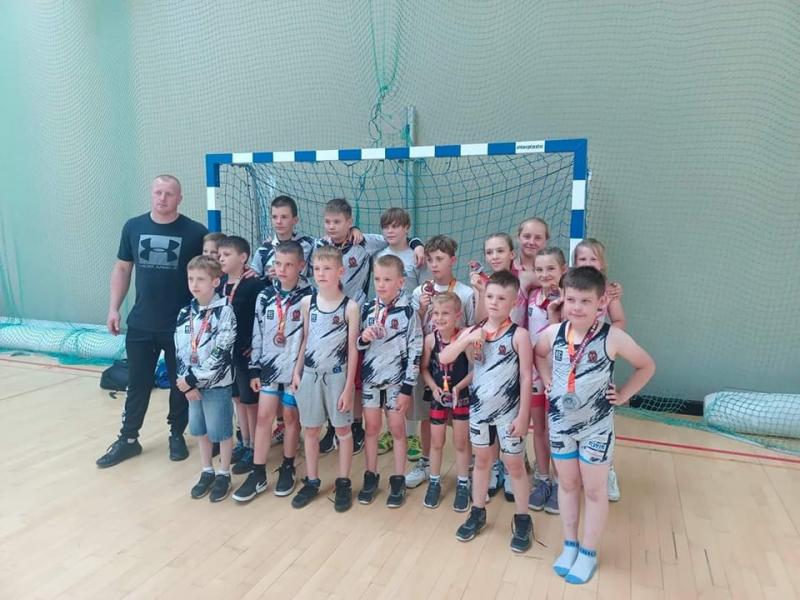 Białogardzcy Karatecy i Zapaśnicy z Medalami.