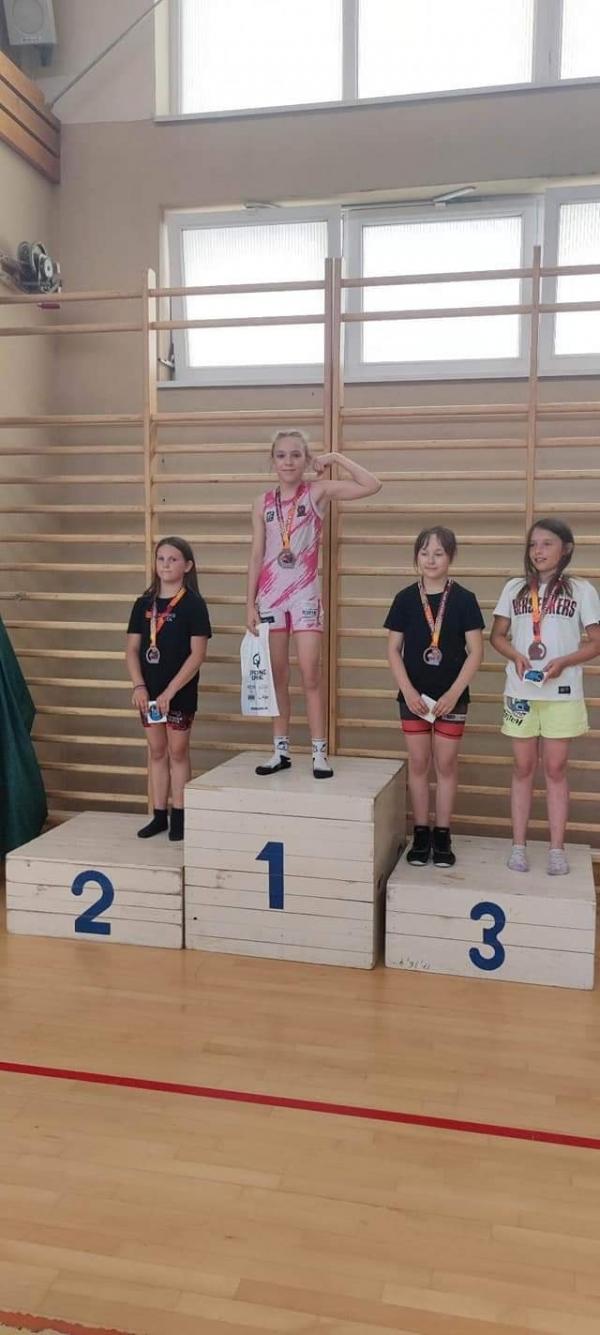 Białogardzcy Karatecy i Zapaśnicy z Medalami.