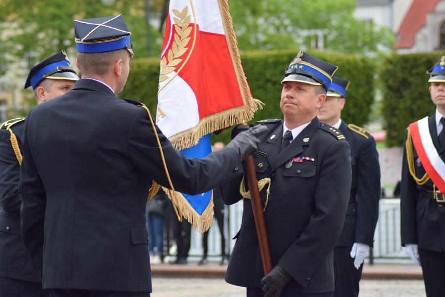 Powiatowe Obchody Dnia Strażaka w Białogardzie. Awanse i odznaczenia.