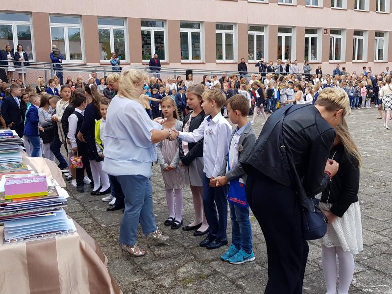 NOWY WÓZEK REHABILITACYJNY DLA BRAJANA  -  Akcja zbierania nakrętek nadal trwa! 