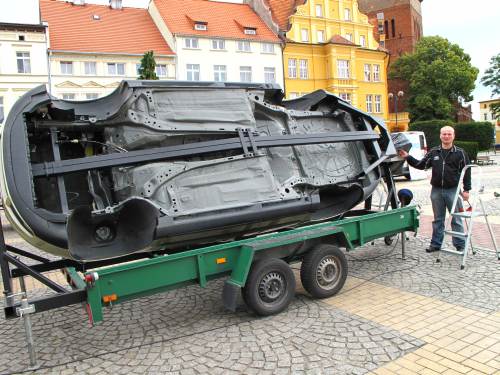 Dachowanie na Placu Wolności 