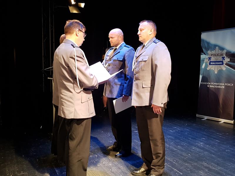 Święto Policji Białogard 2018 - awanse służbowe (fotorelacja) 