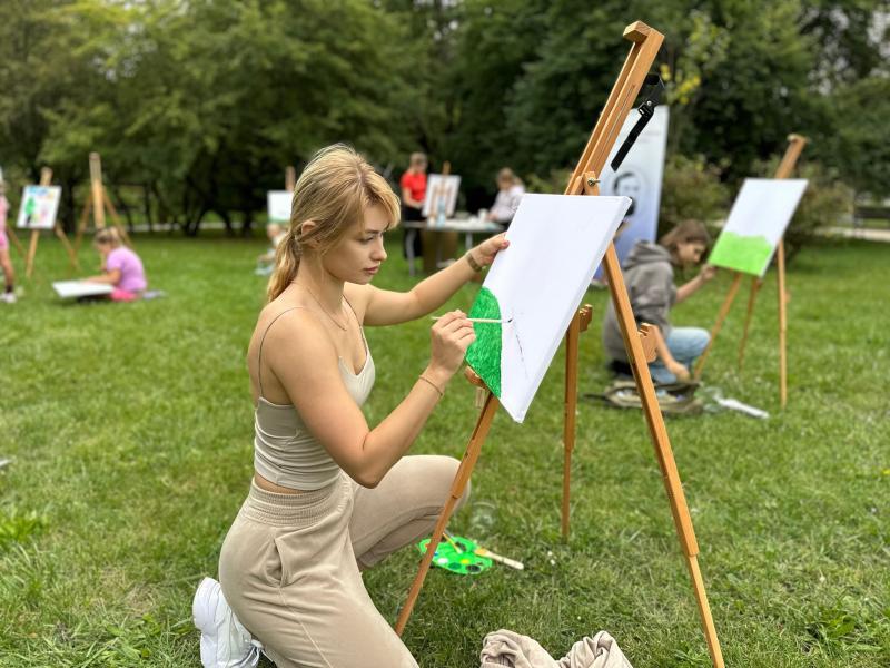 Plener Malarski w Białogardzie – miasto pełne kolorów i twórczej energii