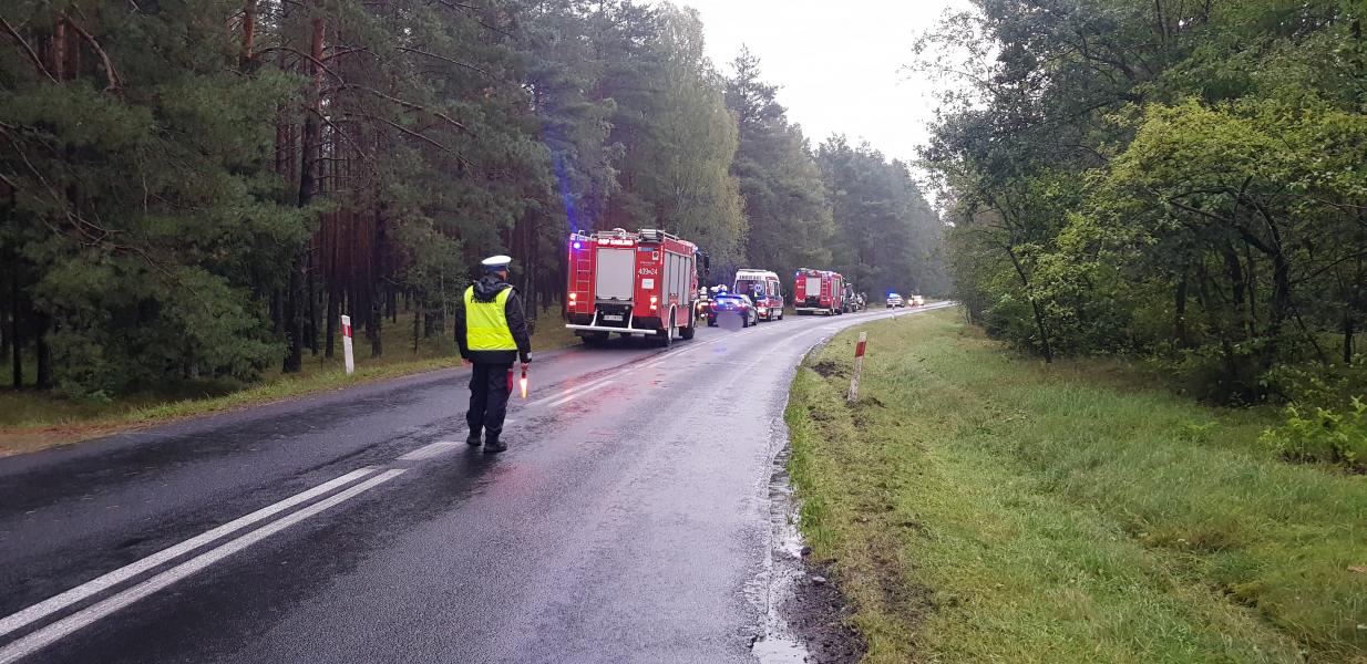 Dachowanie dwóch pojazdów - ranna kobieta w 6 miesiącu ciąży! ZDJĘCIA  