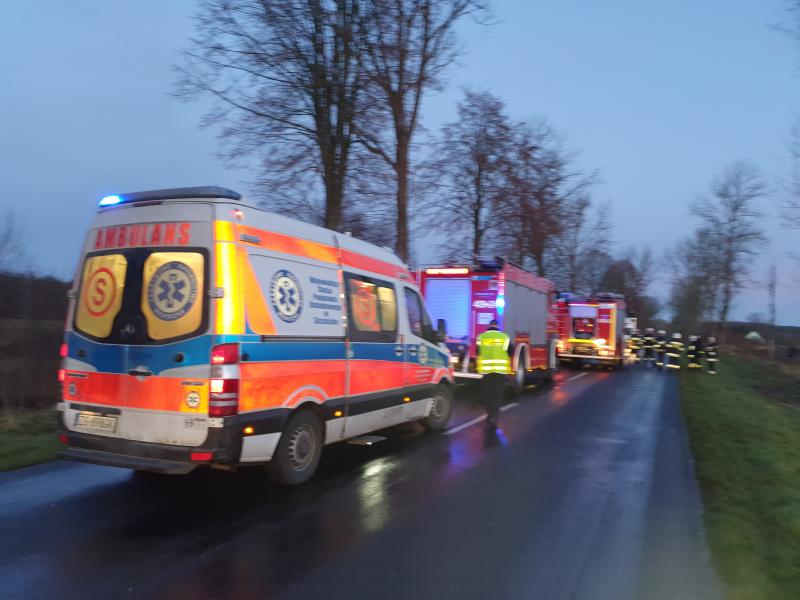 Dwa wypadki w jednym miejscu pod Karlinem - trzy osoby ranne! 