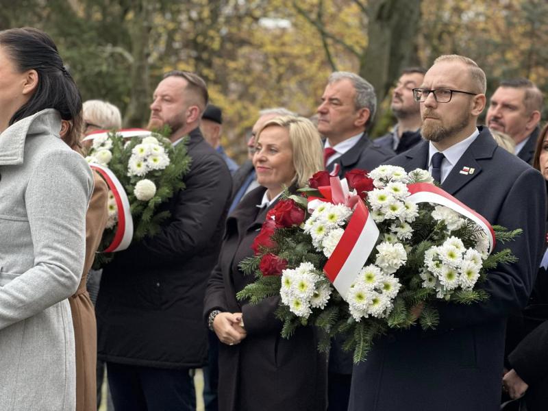 Wspólne świętowanie 107. rocznicy odzyskania niepodległości w Białogardzie