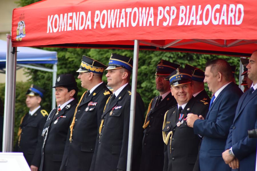 Powiatowe Obchody Dnia Strażaka w Białogardzie. Awanse i odznaczenia.