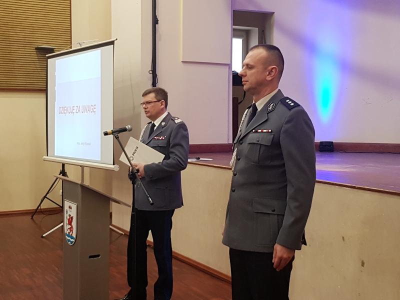 Odprawa Służbowa  i pożegnanie Komendanta Powiatowego Policji w Białogardzie - obszerna fotorelacja.