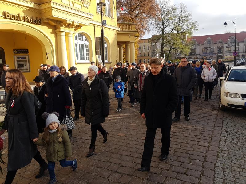 Białogardzkie Obchody 101 Rocznicy Odzyskania Niepodległości przez Polskę.  Mega porcja zdjęć! 