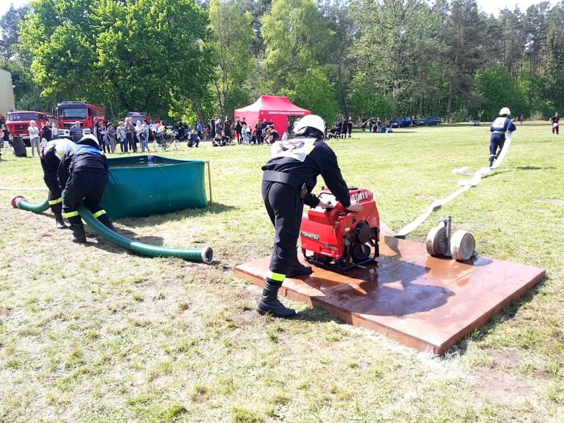 Zawody sportowo  - pożarnicze zakończył strażacki piknik.
