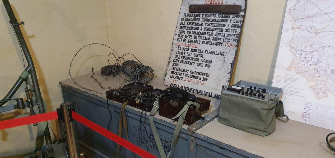 MUZEUM ZIMNEJ WOJNY PODBORSKO 3001 - Zwiedzanie z przewodnikiem przyciągnęło setki osób. 