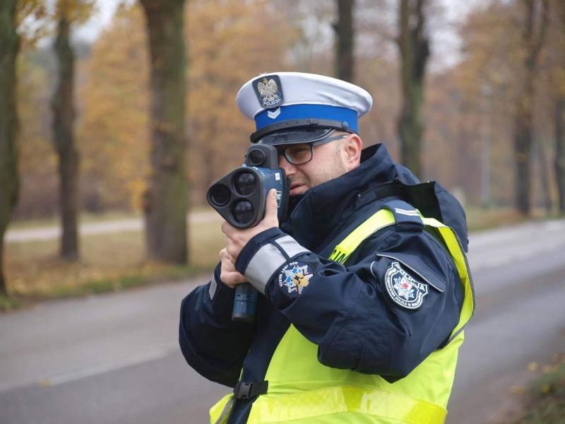 Pirat drogowy pędził  aż 119km/h w terenie zabudowanym  - stracił uprawnienia! 