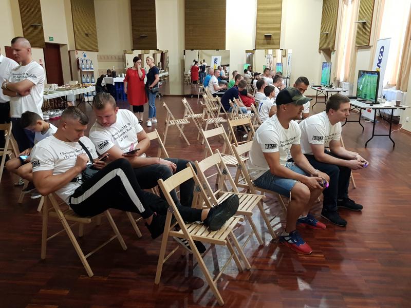 Turniej FIFA '19 o puchar burmistrza Białogardu 