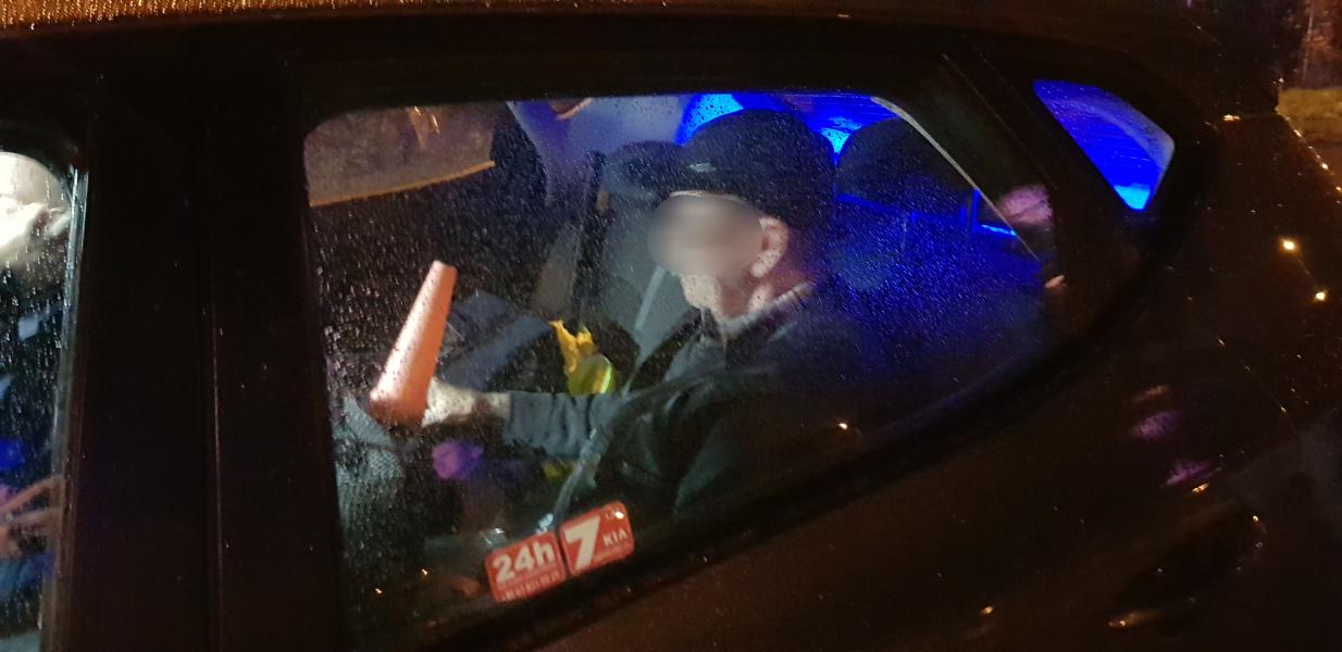 Obywatelskie zatrzymanie pijanego kierowcy w Białogardzie! 73 latek stracił uprawnienia. 