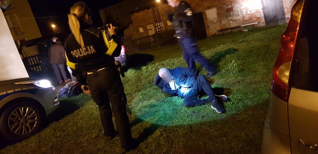 Policyjny pościg w Białogardzie  - 40 latek był poszukiwany listem gończym!  