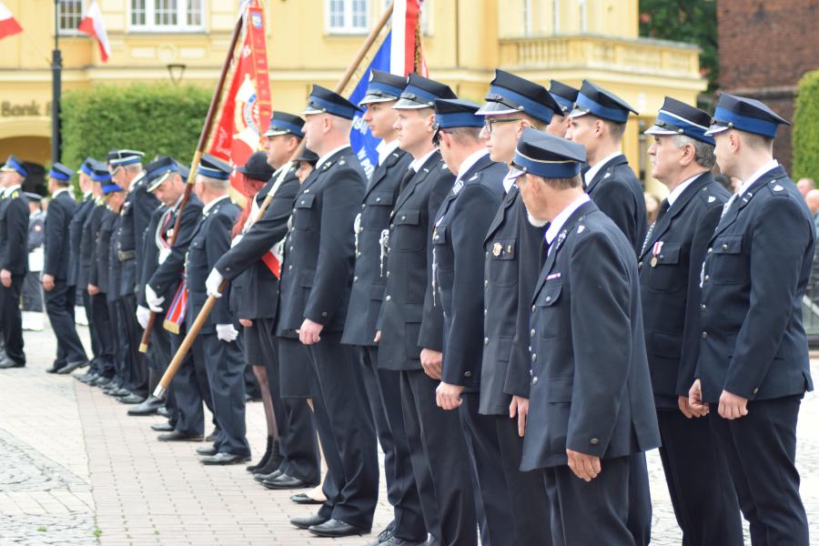 Powiatowe Obchody Dnia Strażaka w Białogardzie. Awanse i odznaczenia.