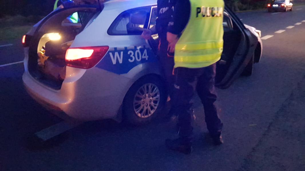 Pijany i bez uprawnień jechał do Szczecina - wpadł pod Białogardem i trafił do aresztu! ZDJĘCIA  