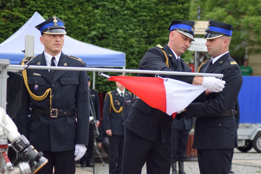 Powiatowe Obchody Dnia Strażaka w Białogardzie. Awanse i odznaczenia.