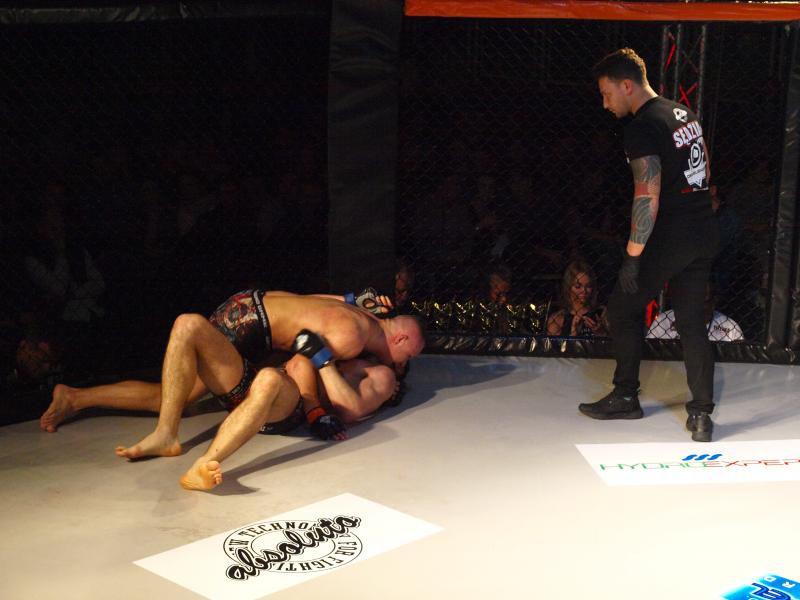 Gala Sportów Walki Runda 8 - obszerna fotorelacja !