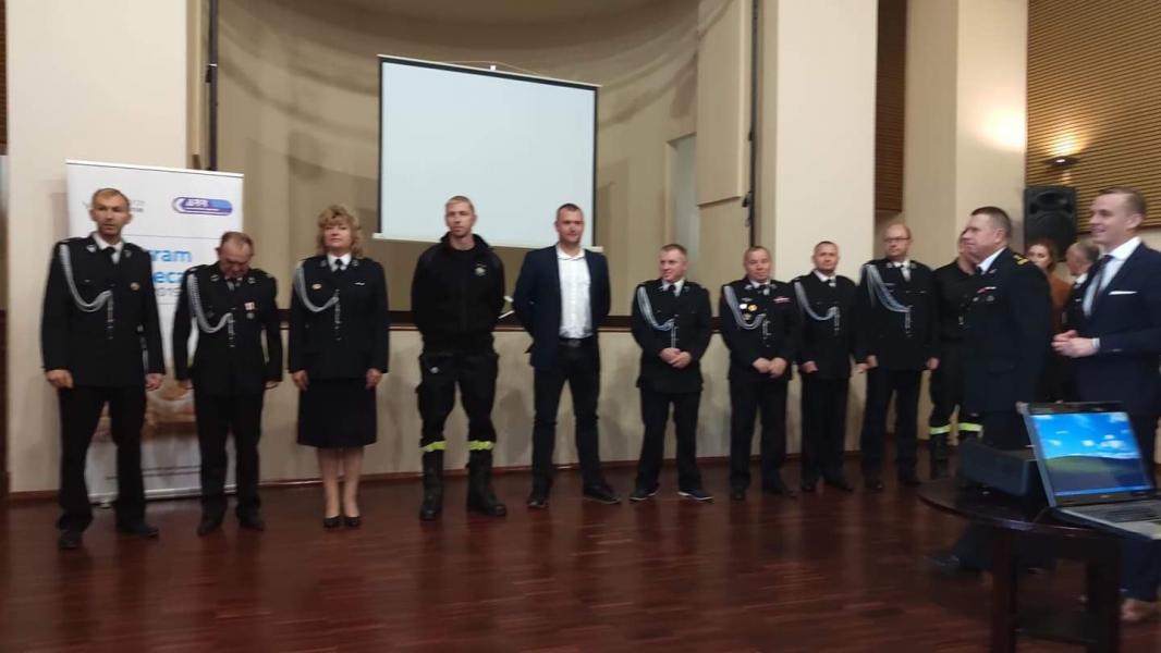 Tablety dla wszystkich jednostek OSP powiatu białogardzkiego - rusza system Czadzik.pl 