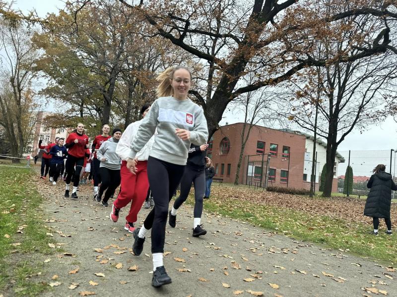 Niepodległość na sportowo – Białogard biegł w biało-czerwonych barwach