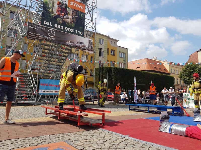 Strażackie zmagania na Placu Wolności w Białogardzie. Wyniki! Mega porcja zdjęć! 