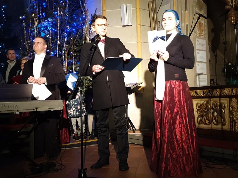 Charytatywny koncert bożonarodzeniowy  w Białogardzie. FOTORELACJA  